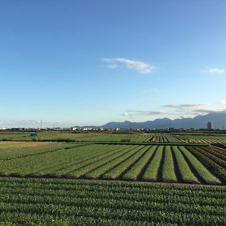 啾吉民宿河畔館 宜蘭五結8到14人包棟民宿 Yilan Luaran gambar